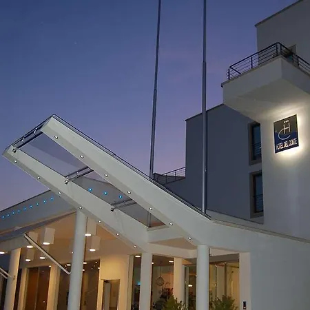Πανσιόν Del Conte 4*